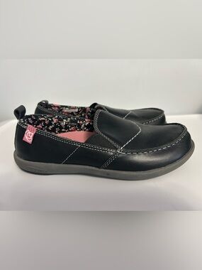 Spenco Women’s Black Slip-On Loafers with Pink Accents